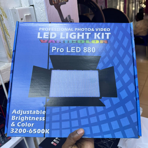 PRO LED 880